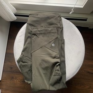 Lululemon Pace Rival High-Rise Crop 22”